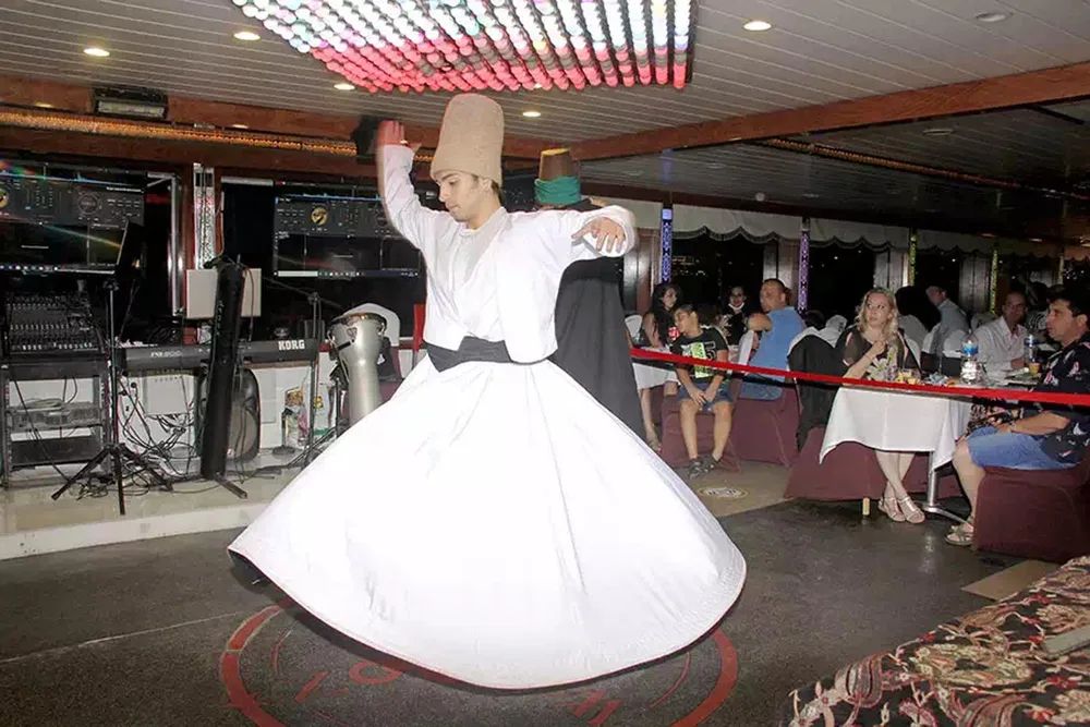 Bosphorus Dinner Cruise with Turkish Night Show — Istanbul